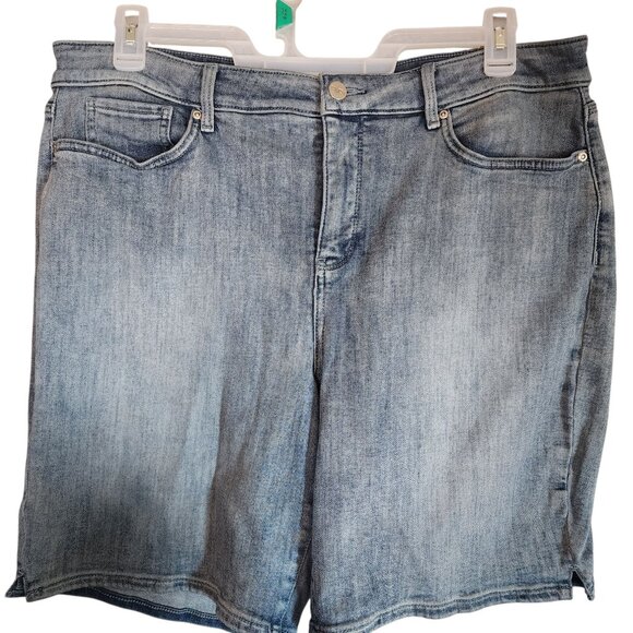 NYDJ Women’s Denim Bermuda Shorts Size 16 Blue Stretch Comfort Mid Rise - Picture 1 of 5